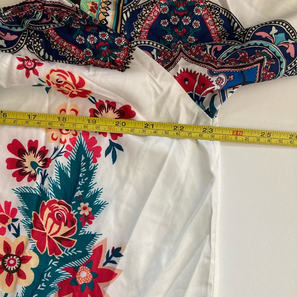 MISSLOOK | Women’s Festive Multi-Colored Floral Long Sleeve Blouse - Picture 5 of 7